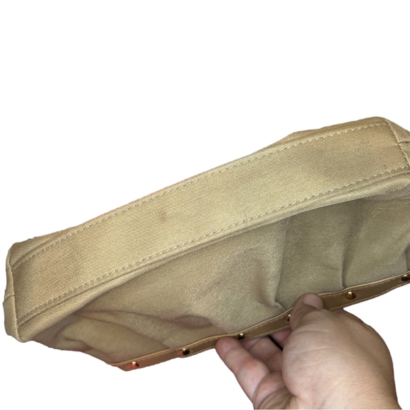 YSL perfume pouch🦚🦚 - Picture 6 of 9